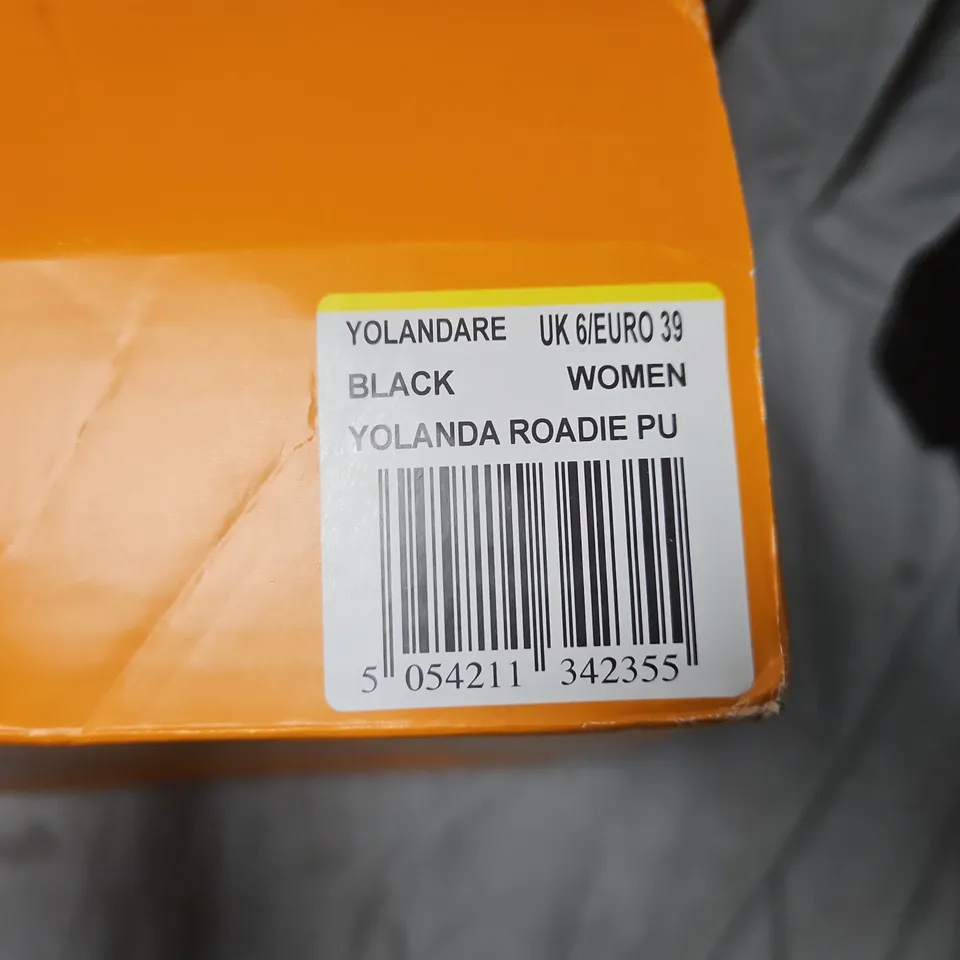 BOXED ROCKET DOG YOLANDA ROADIE PU BLACK ANKLE BOOT – UK 6 (EU 39) WOMEN