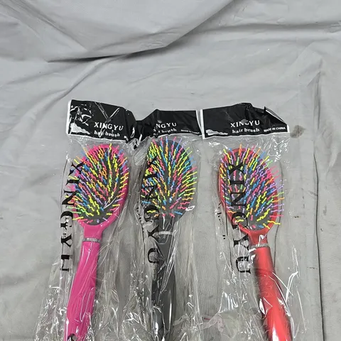 BOX OF APPROXIMATELY 25 ASSORTED HAIRBRUSHES