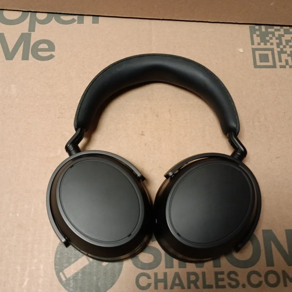 SENNHEISER MOMENTUM 4 WIRELESS HEADPHONES
