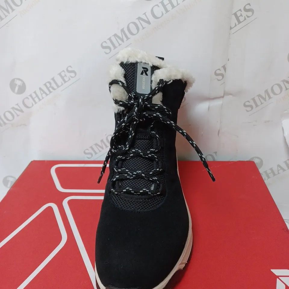 BOXED REVOLUTION RIEKER WARM LINED WATER RESISTANT LACE UP BOOTS, BLACK - SIZE 4