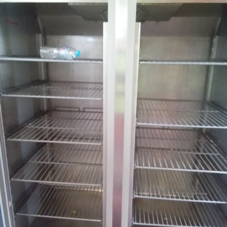 COMMERCIAL DOUBLE DOOR FRIDGE 