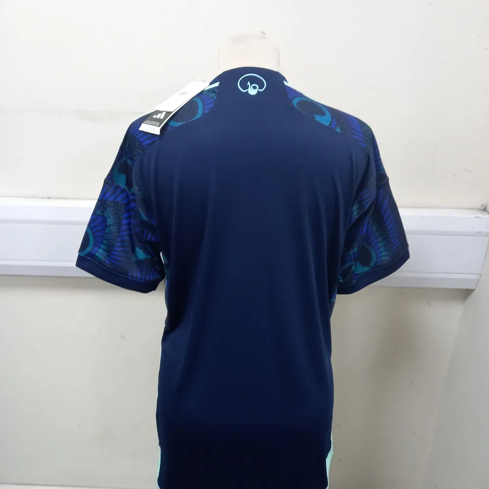 LEEDS UNITED FC AWAY SHIRT SIZE S