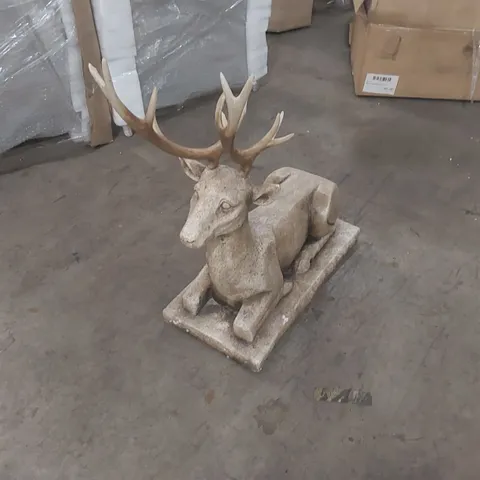 BOXED GREY LAID DOWN DEER ORNAMENT