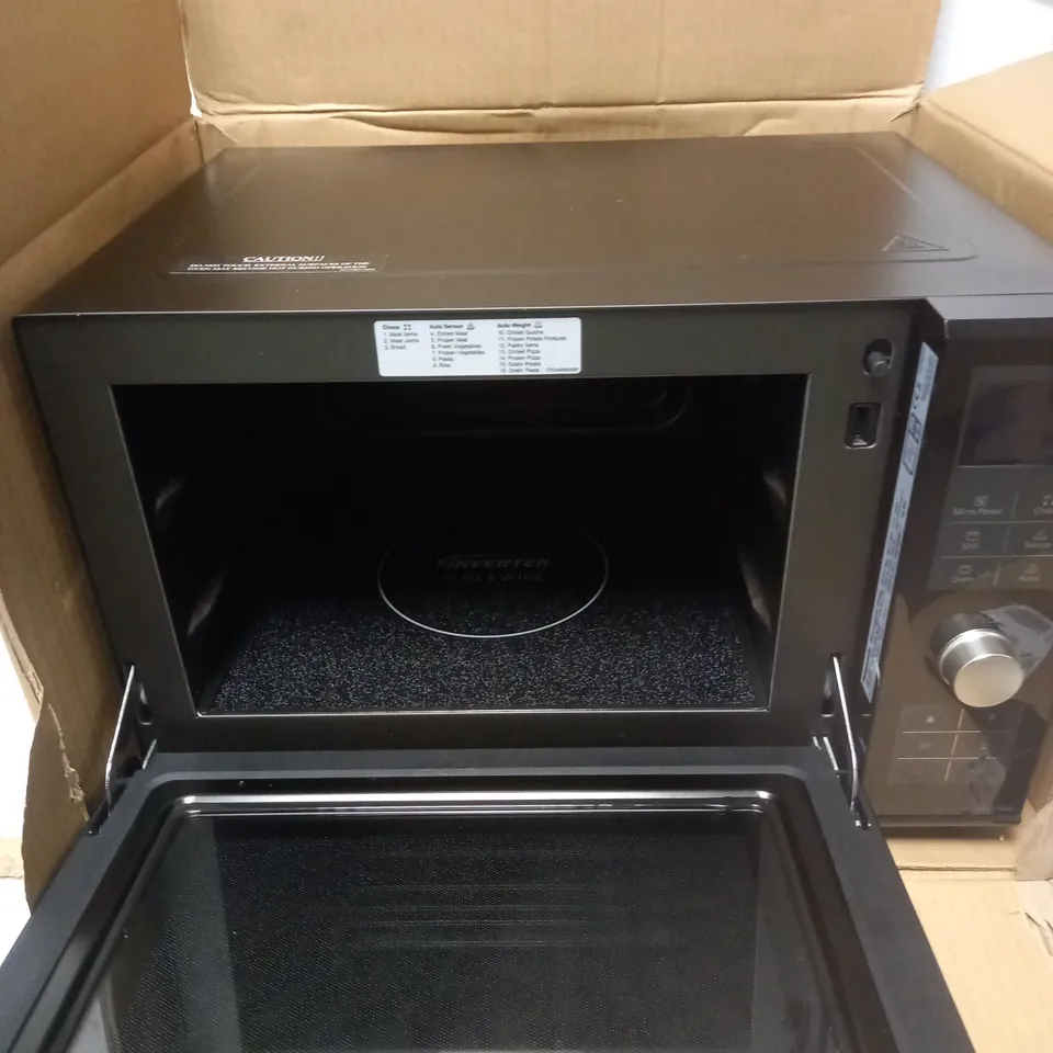PANASONIC NN-DF386B BLACK COMBINATION OVEN