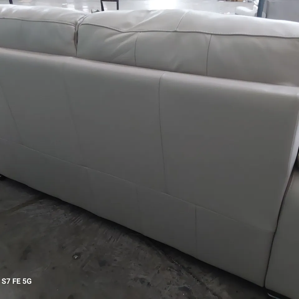 QUALITY ITALIAN DESIGNER GRADO FIXED TWO SEATER SOFA CHALK LEATHER 