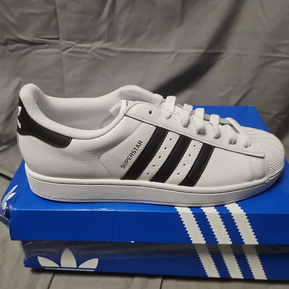 BOXED ADIDAS SUPERSTAR II WHITE LEATHER TRAINERS, UK 10