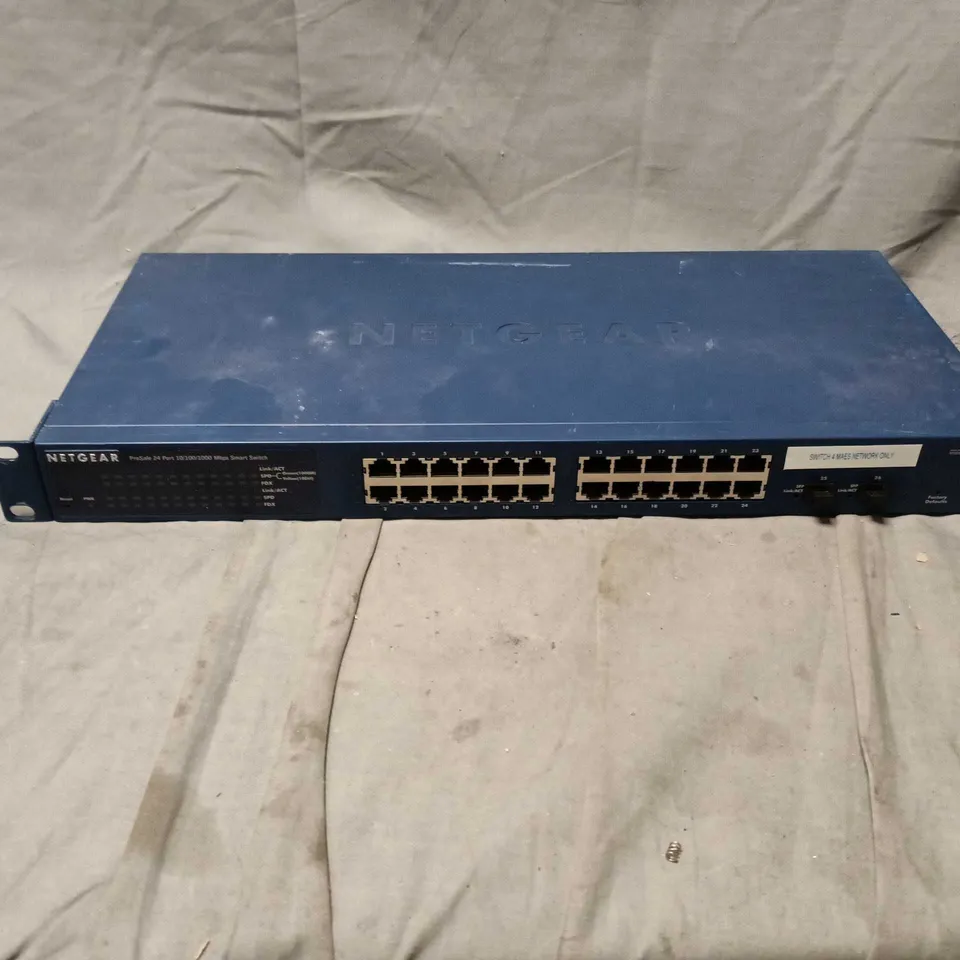 NETGEAR GS724T 24-PORT GIGABIT ETHERNET SWITCH