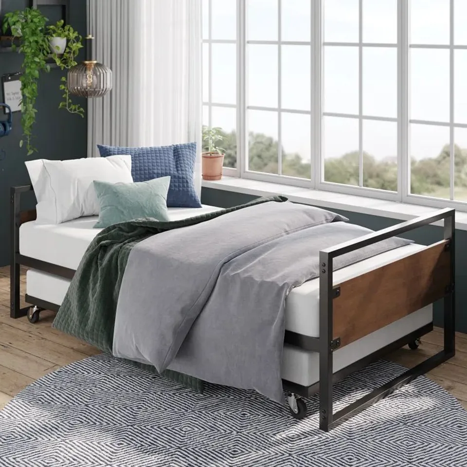 BOXED BARRETT METAL DAYBED WITH TRUNDLE PULL-OUT (1 BOX)