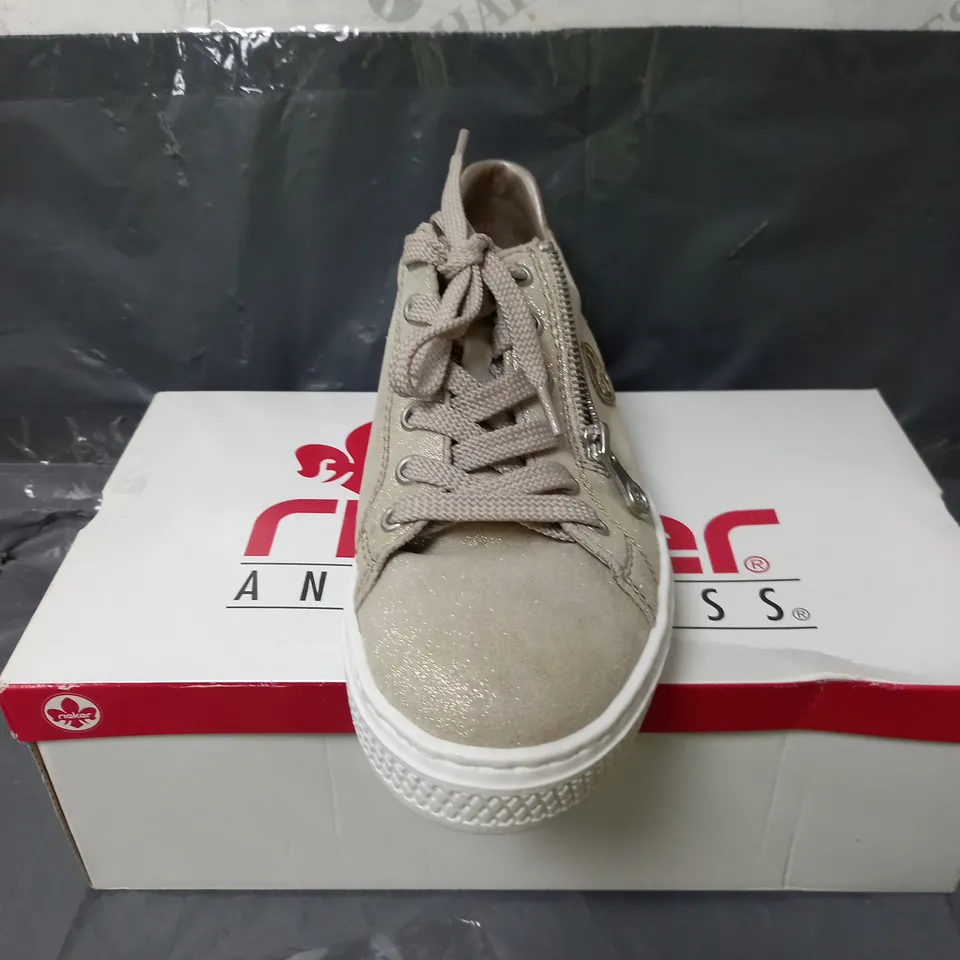 RIEKER ANTI-STRESS LACE UP PUMPS GOLD SIZE 6.5