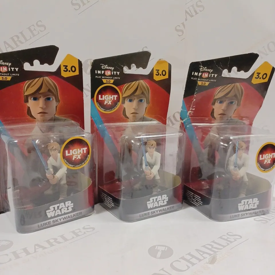 3 X DISNEY INFINITY 3.0 EDITION: STAR WARS LUKE SKYWALKER LIGHT FX FIGURE