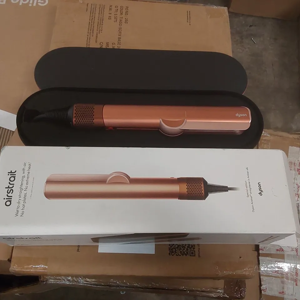 BOXED DYSON AIRSTRAIT™ WET TO DRY HAIR STRAIGHTENER IN AMBER SILK