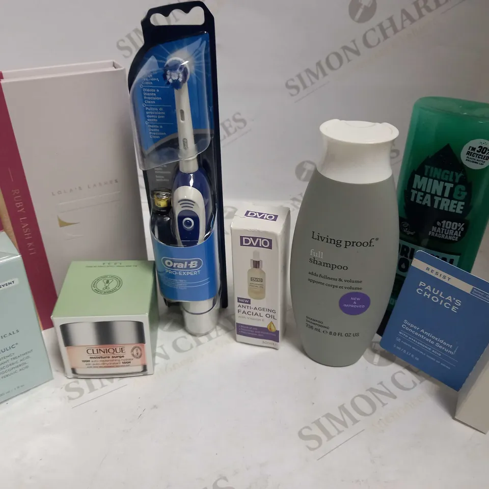 ASSORTED COSMETICS AND SKINCARE APPROX. 30 ITEMS