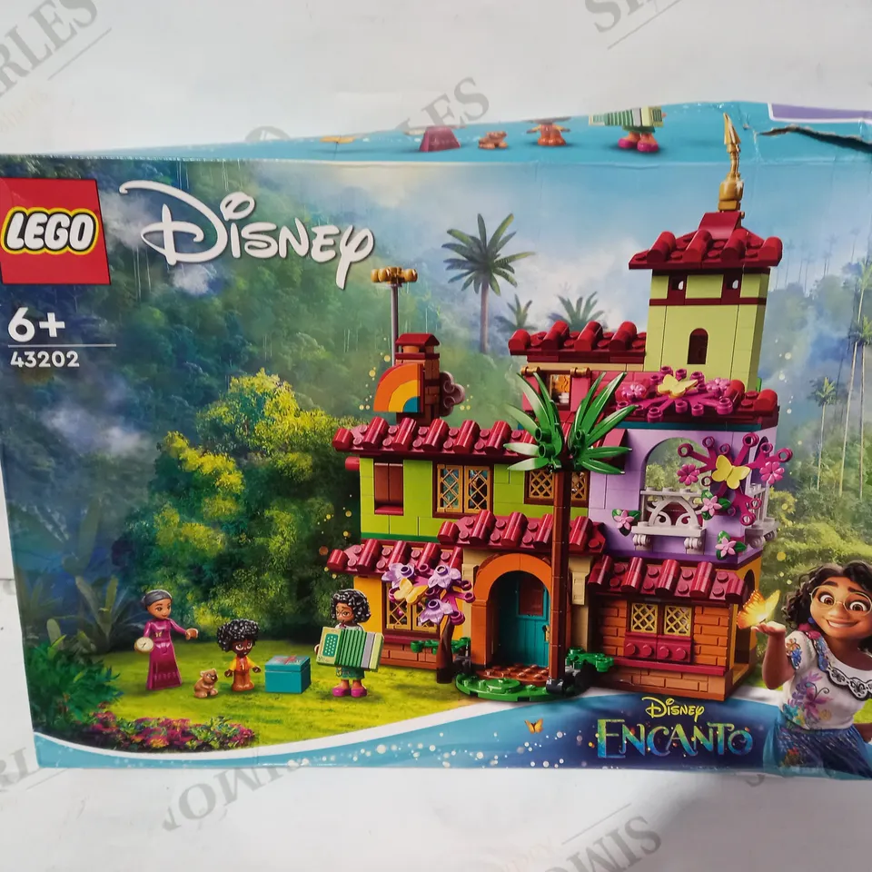 LEGO DISNEY ENCANTO 43202   6+  RRP £44.99