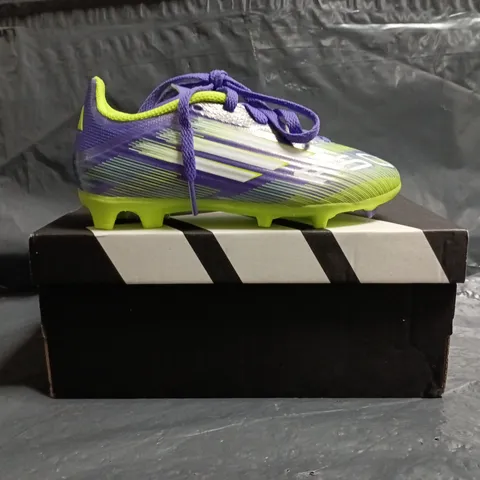 BOXED PAIR OF ADIDAS F50 LEAGUE KIDS FOOTBALL BOOTS IN PURPLE/LIME SIZE UK 11K