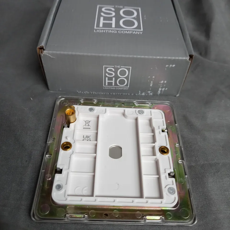 BOXED SOHO LIGHTING BRUSHED CHROME METAL 1 GANG BLANKING PLATE SCREWLESS