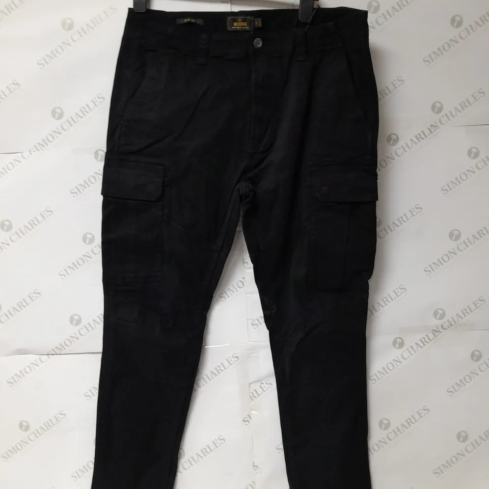 NEXT SLIM FIT JEANS IN BLACK 36INCH WAIST SIZE EU 46