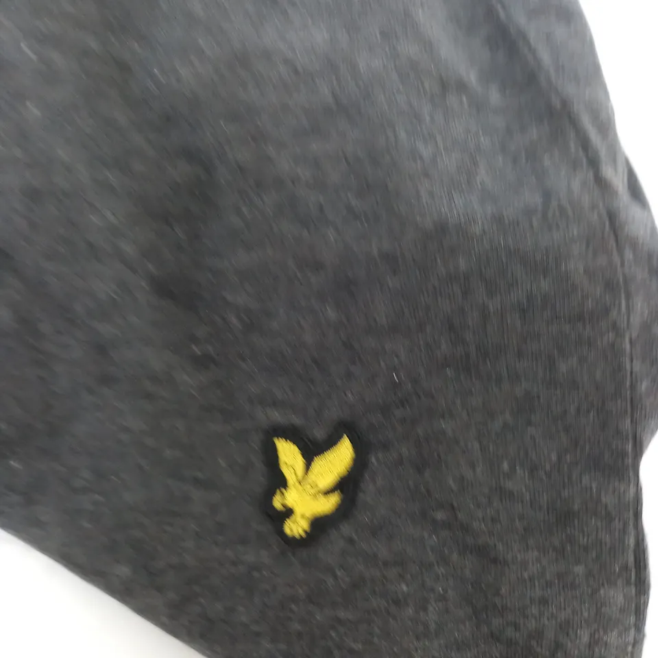 LYLE AND SCOTT VINTAGE CASUAL T-SHIRT SIZE XL