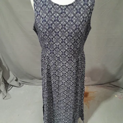 FATFACE SLEEVELESS DRESS IN NAVY MIX SIZE 14