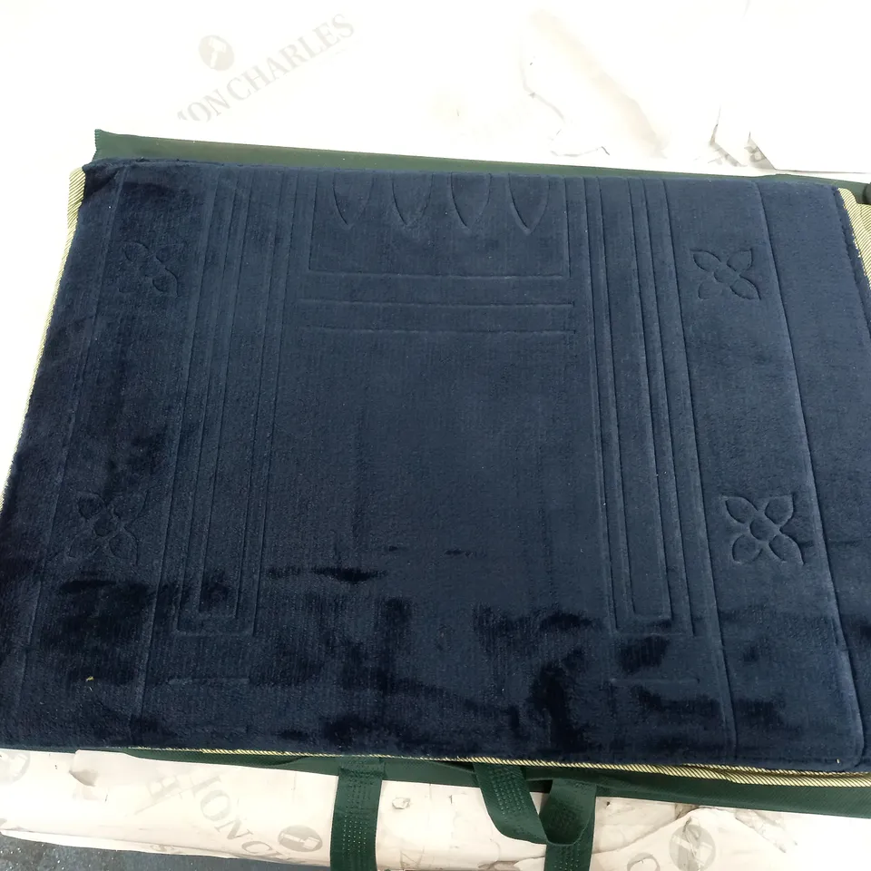 BLUE PRAYER MAT