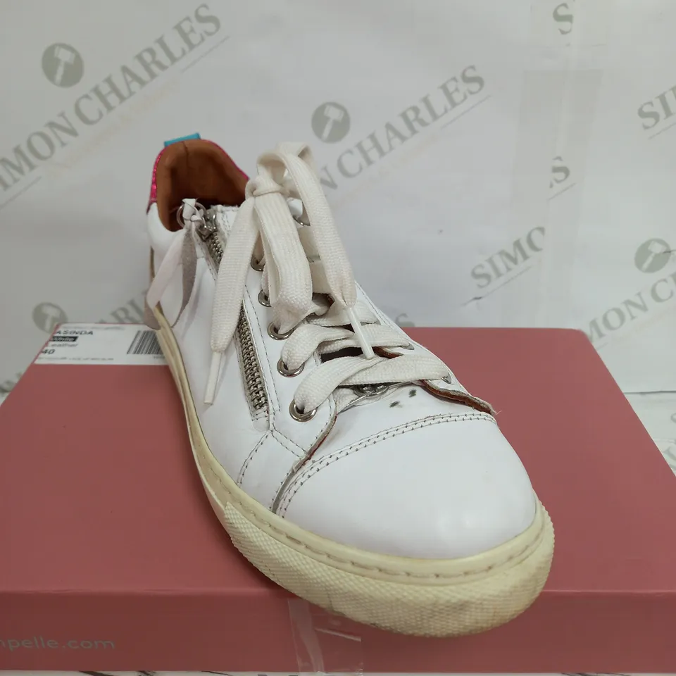 MODA IN PELLE ASINDA TRAINER - SIZE 7