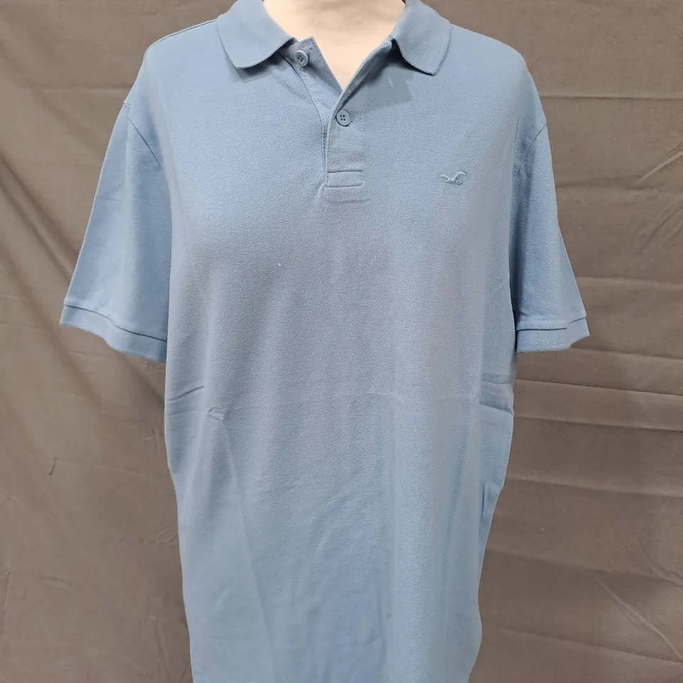 HOLLISTER ADVANCED STRETCH POLO IN BLUE SIZE LARGE