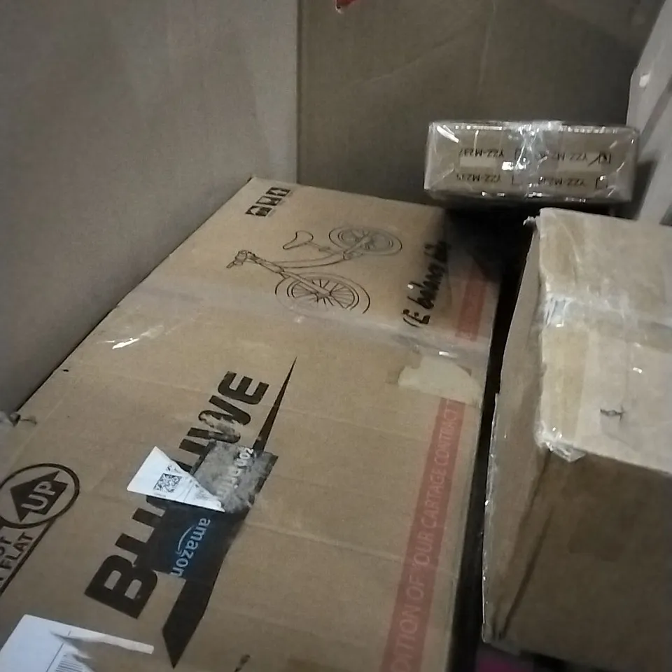 PALLET OF HOUSEHOLD ITEMS TO INCLUDE DANCE MAT,SPEAKER POLE,LED FAN LIGHT,BIKE AND OTHER ASSORTED ITEMS...