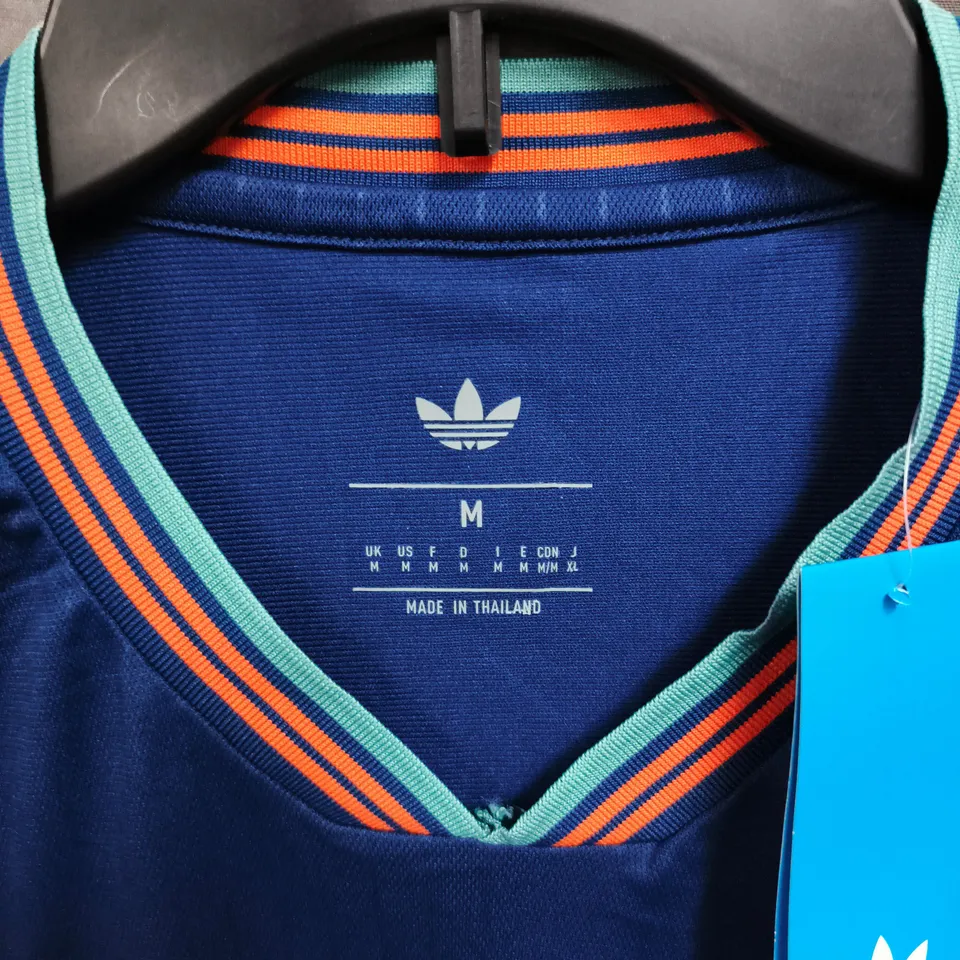 ADIDAS NEWCASTLE UNITED FOOTBALL JERSEY – NAVY WITH ORANGE TRIM, SIZE UK M (M)