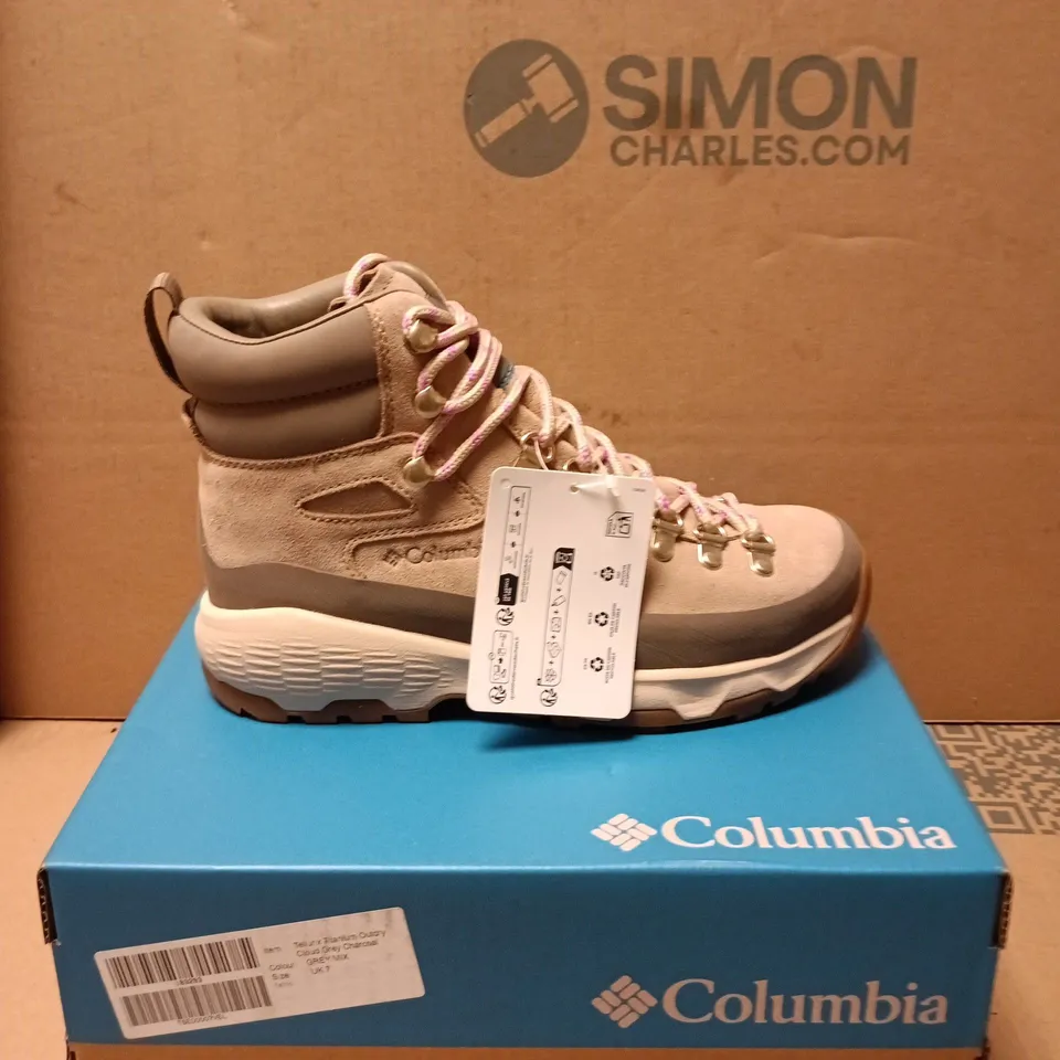 COLUMBIA NEWTON ALPINE PT WOMEN'S HIKING BOOTS – UK 7 (EU 38) OXFORD TAN