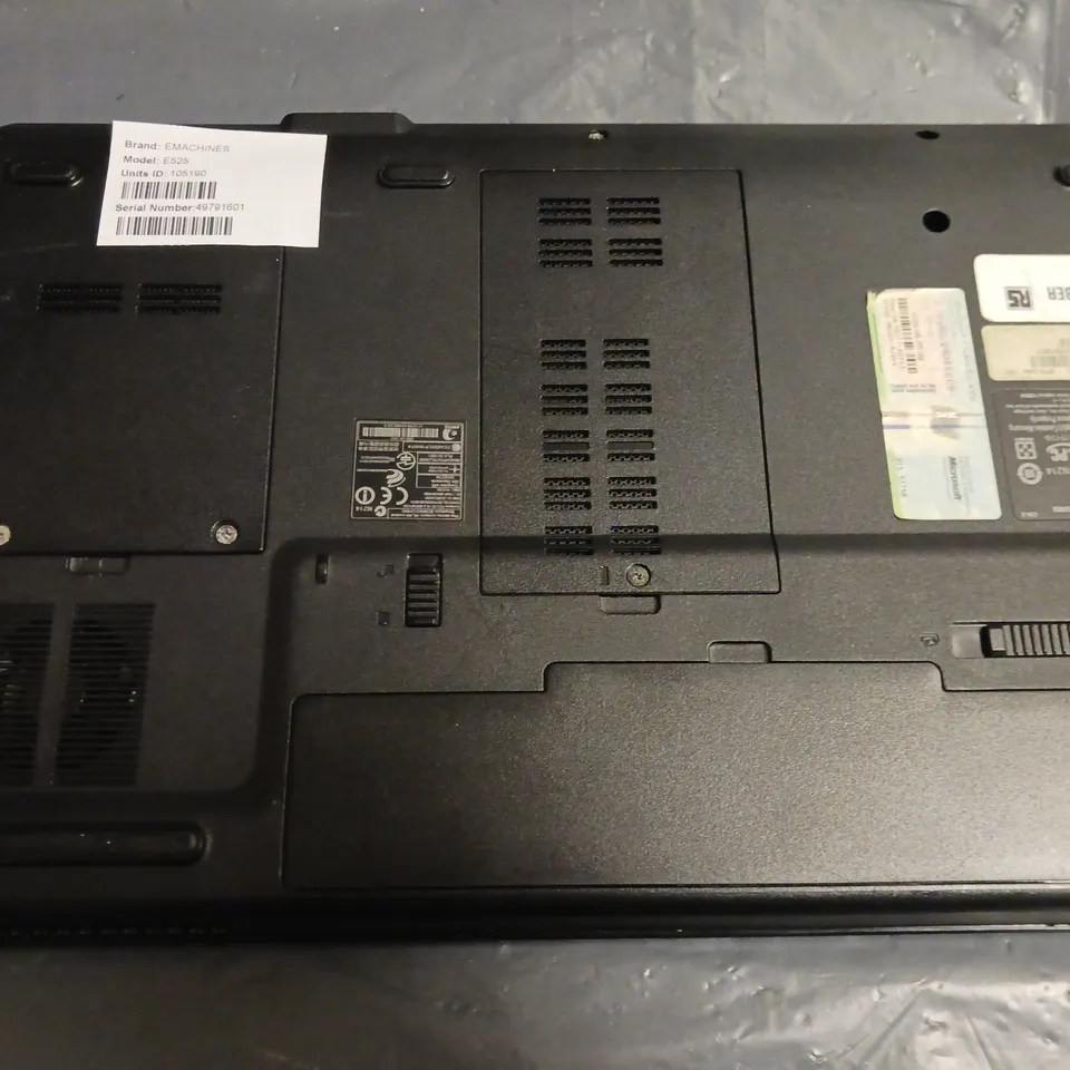 EMACHINES E525 LAPTOP