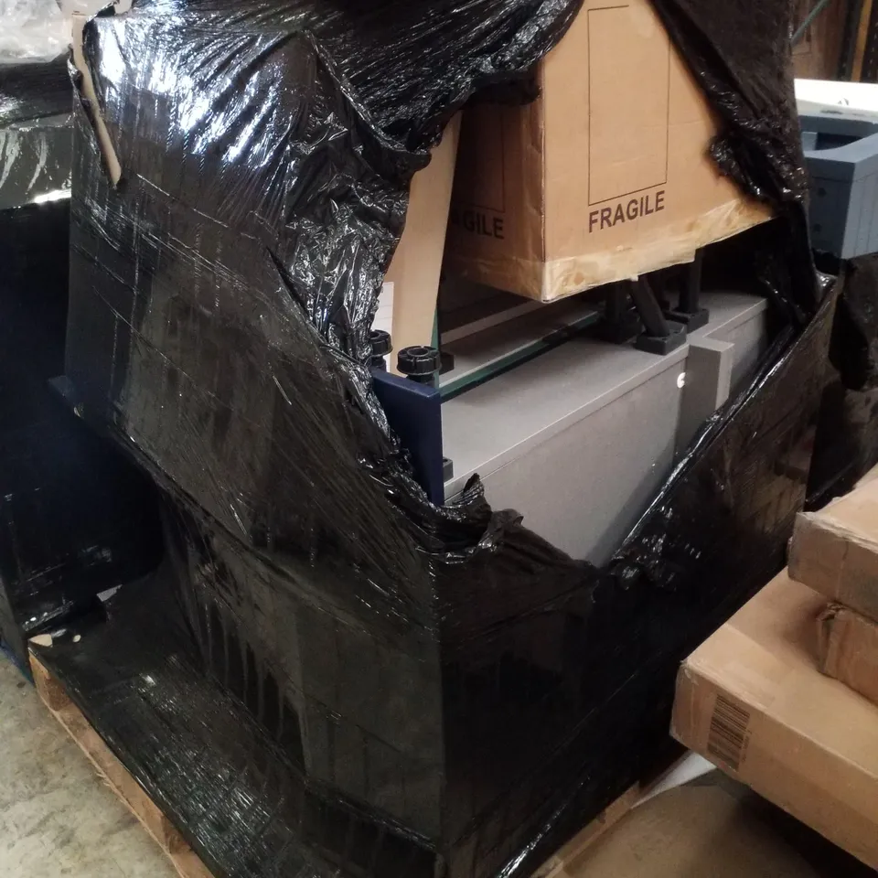PALLET CONTAINING ASSORTED BATHROOM FURNITURE INCLUDING VANITY UNIT BASES & LED MIRROR 