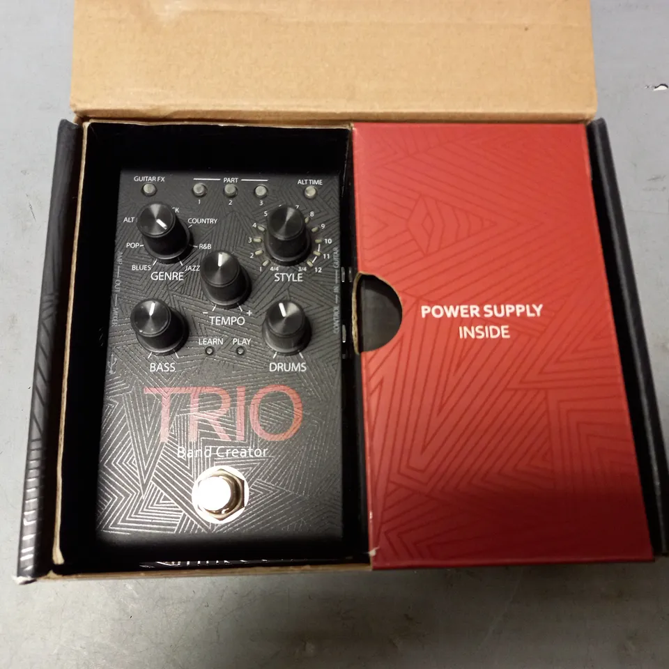 BOXED DIGITECH TRIO