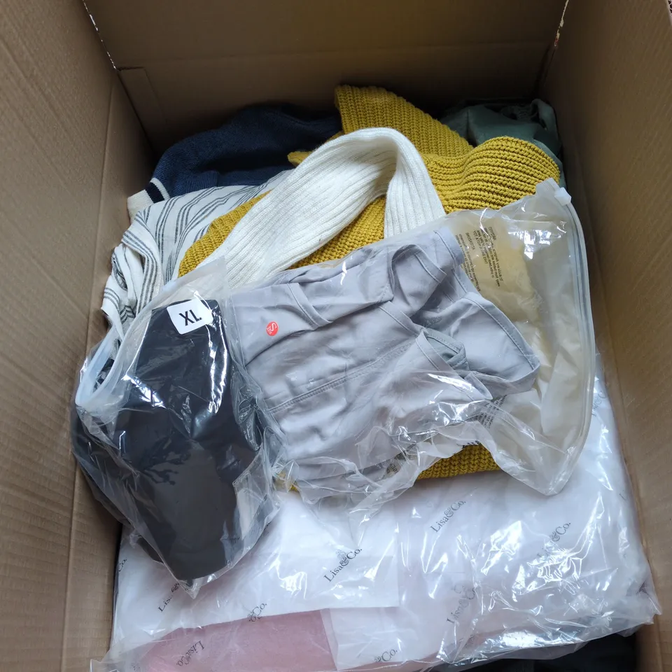 BOX OF APPROXIMATELY 20 ASSORTED CLOTHING ITEMS TO INCLUDE KNITTED JUMPER, STRIPEY CASUAL TROUSERS, BRA, "SKI" JUMPER ETC