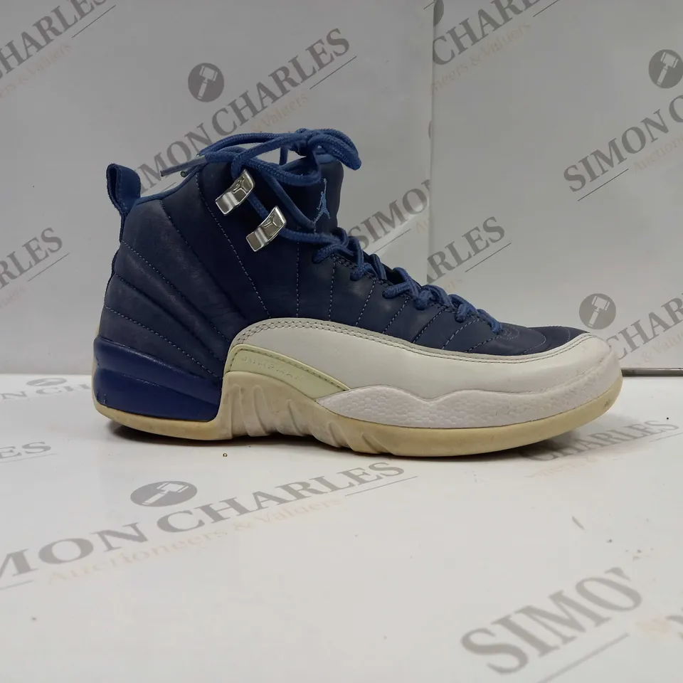 PAIR OF NIKE DB5595-404 AIR JORDAN 12 KIDS TRAINERS UK SIZE 6