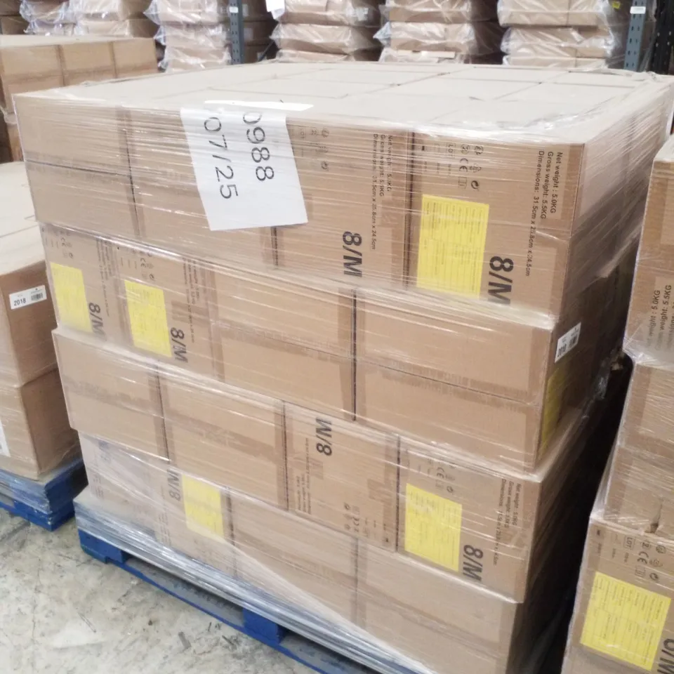 PALLET CONTAINING APPROXIMATELY 600 INTCO VINYL GLOVES 100PK MEDIUM