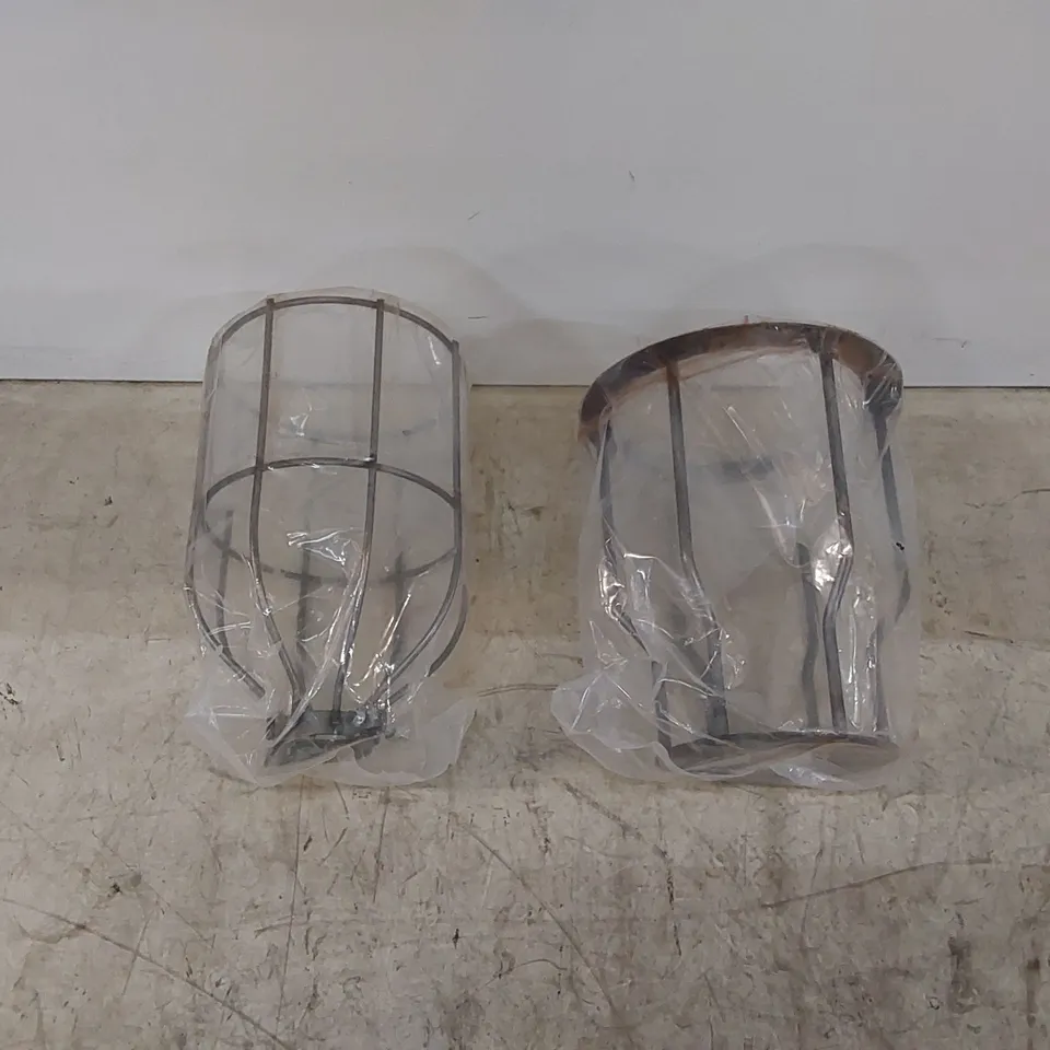 BOXED 37CM X 150CM W METAL NOVELTY PENDANT SHADE (1 BOX)