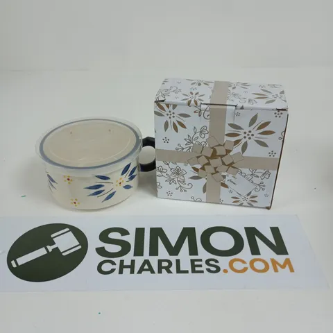 4 BOXED TEMP-TATIONS OLD WORLD PATTERNED CERAMIC MEAL MUGS