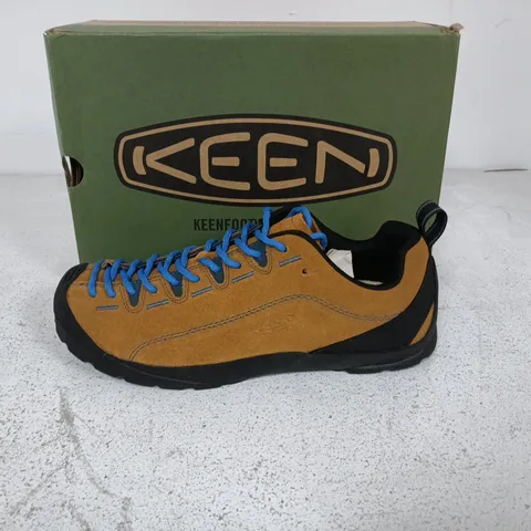 BOXED PAIR OF KEEN MENS JASPER SHOES IN BROWN - UK 7
