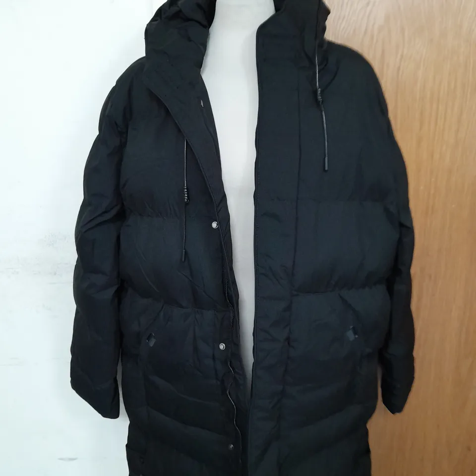 BLACK PUFFED COAT SIZE L