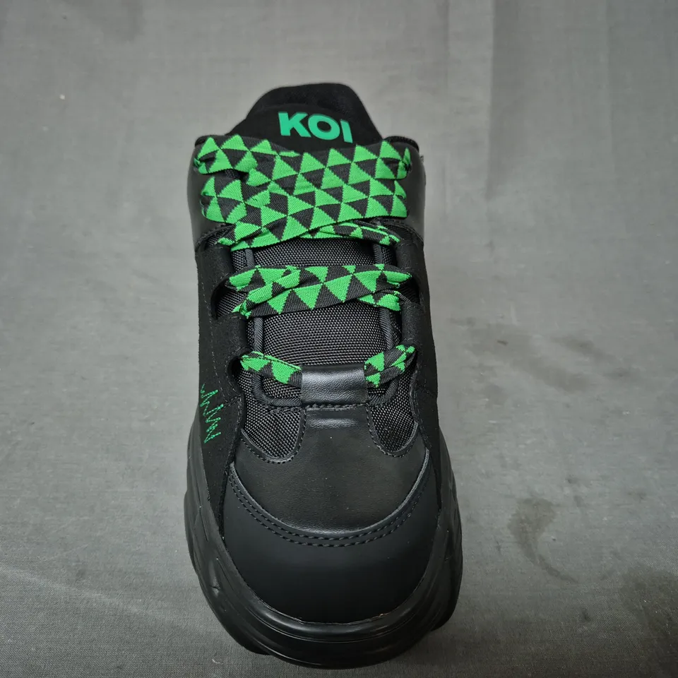 BOXED PAIR OF KOI RICTA FLIP MEN'S CHUNKY TRAINERS IN BLACK/GREEN UK SIZE 9