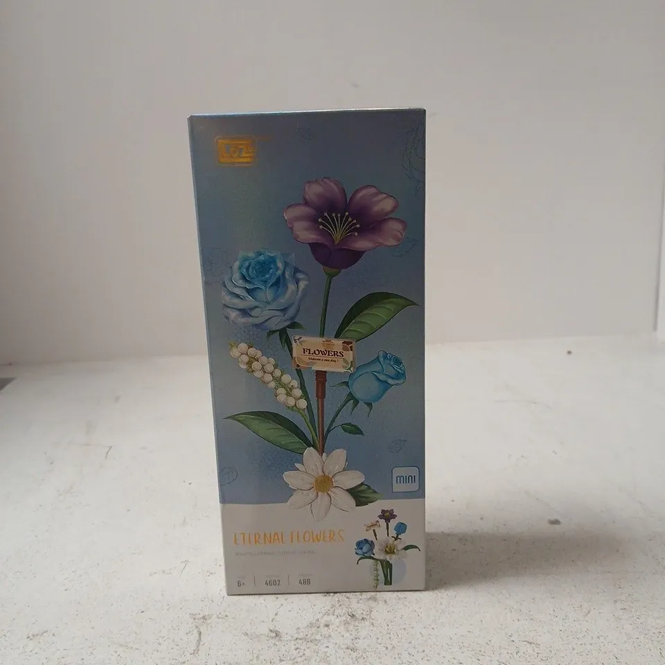 ETERNAL FLOWERS MINI FLOWER BOUQUET BOX – TOY