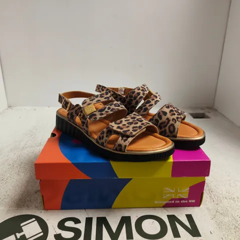 ADESSO LEOPARD PRINT SANDALS – WOMEN'S SHOES (BOXED) UK 7