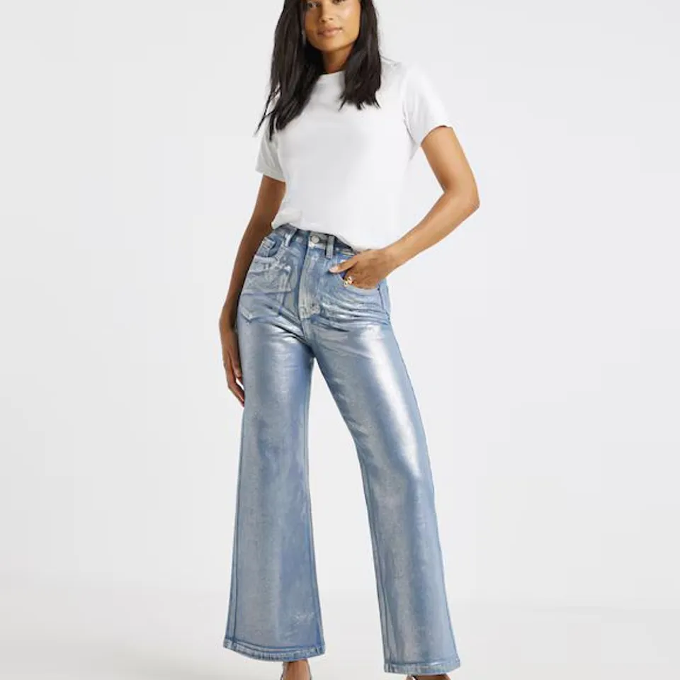 BOX CONTAINING APPROXIMATELY 13x BRAND NEW SIMPLY BE DENIM SHINY WIDE LEG JEANS - SIZE 18R