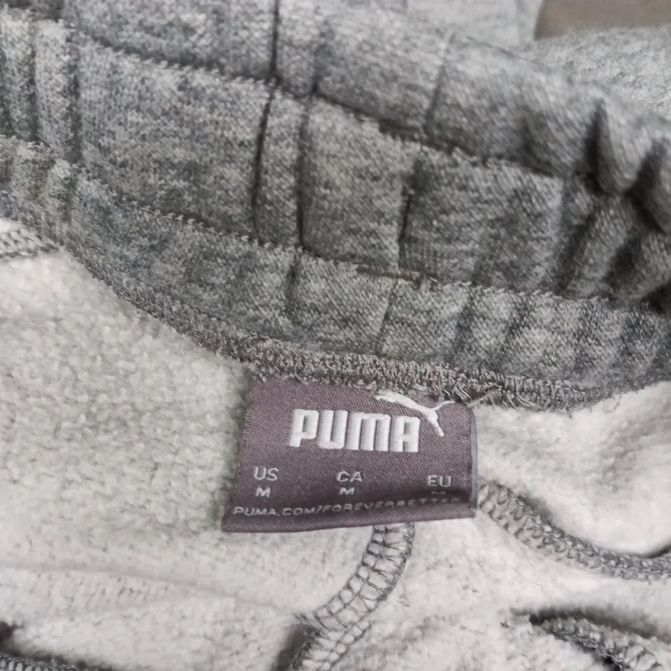 PUMA JOGGERS IN GREY SIZE M