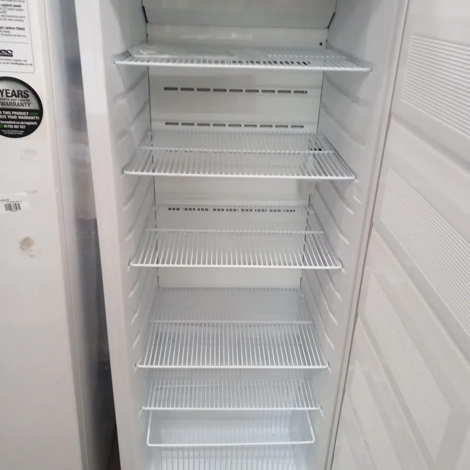 LEC PPSR273UK FREESTANDING PHARMACY CONTROL PLUS FRIDGE - SOLID DOOR 273 LITRES
