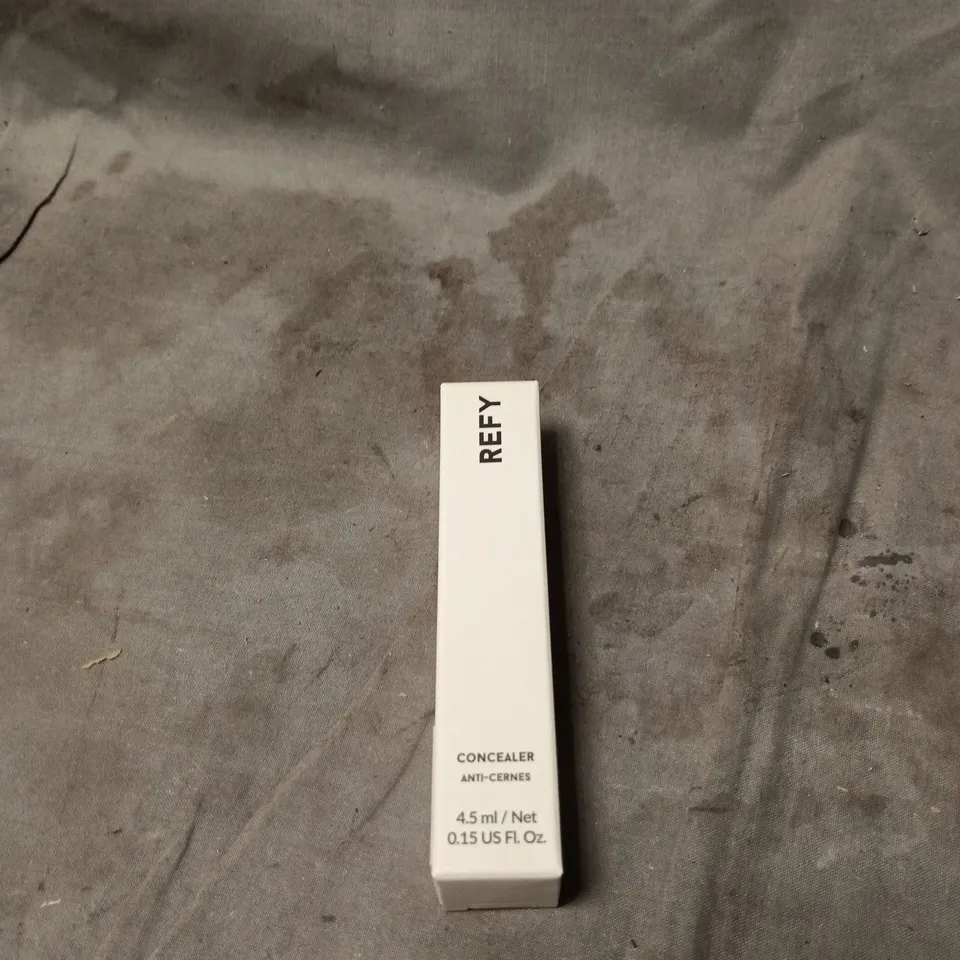 REFY CONCEALER 4.5ML 04 BOXED