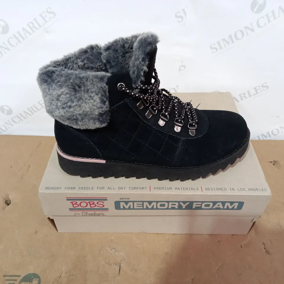 BOXED PAIR OF BOBS BY SKECHERS BLACK BOOTS - SIZE 5.5