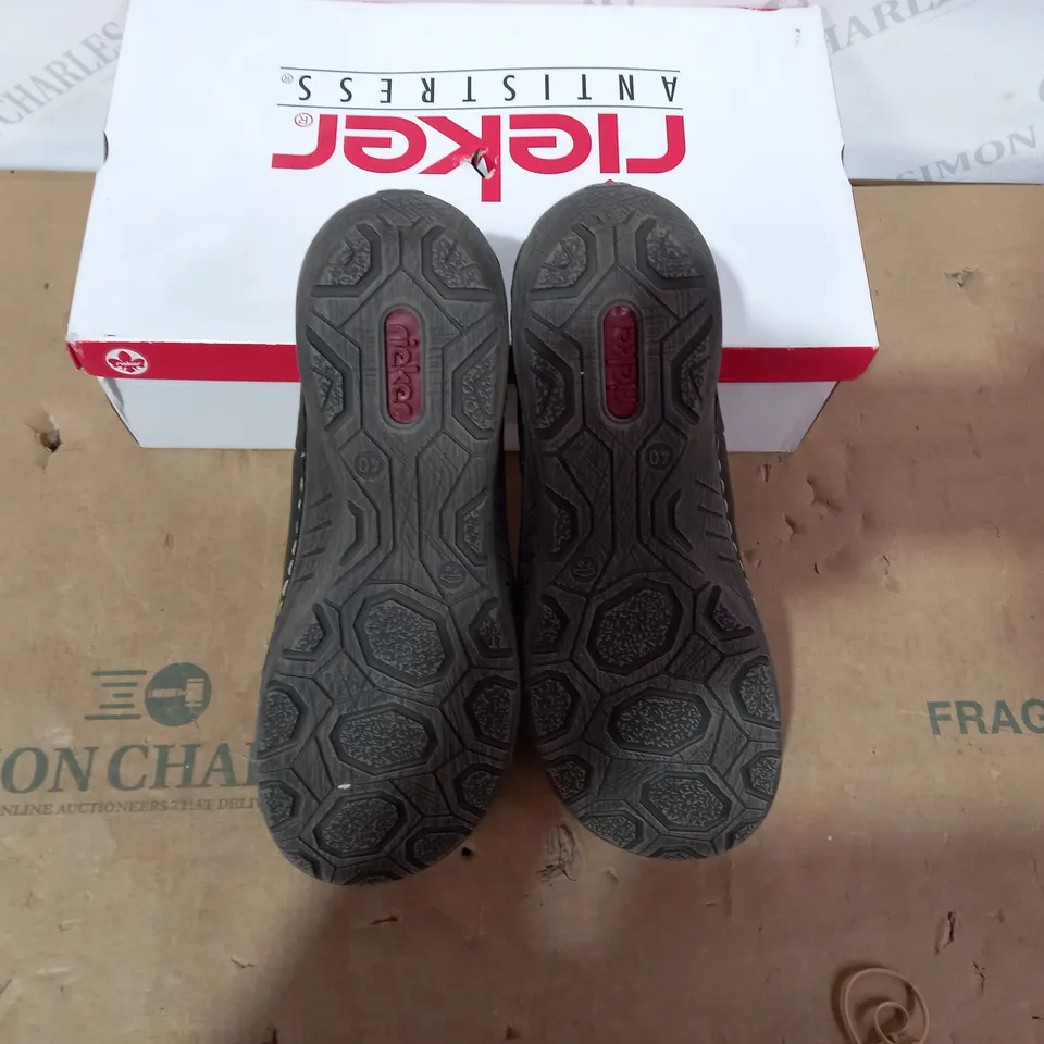 BOXED PAIR OF RIEKER OLIVE SHOES- SIZE 40
