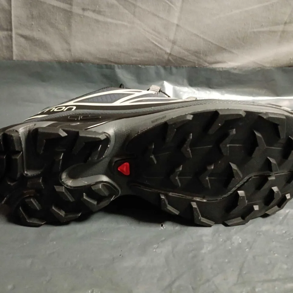 SALOMON GORE-TEX TRAIL RUNNING SHOES - UK SIZE 7.5