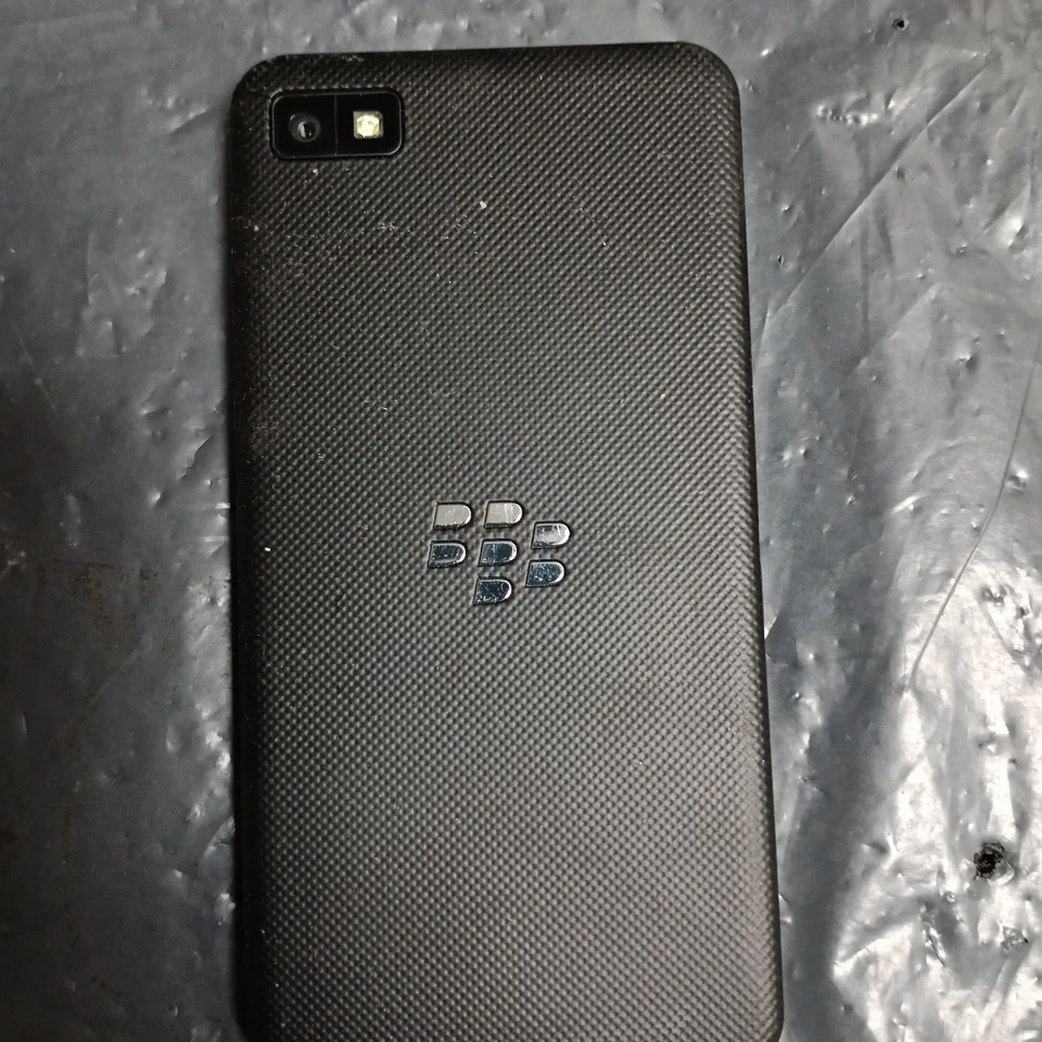BLACKBERRY Z10 STL100-2 MOBILE PHONE
