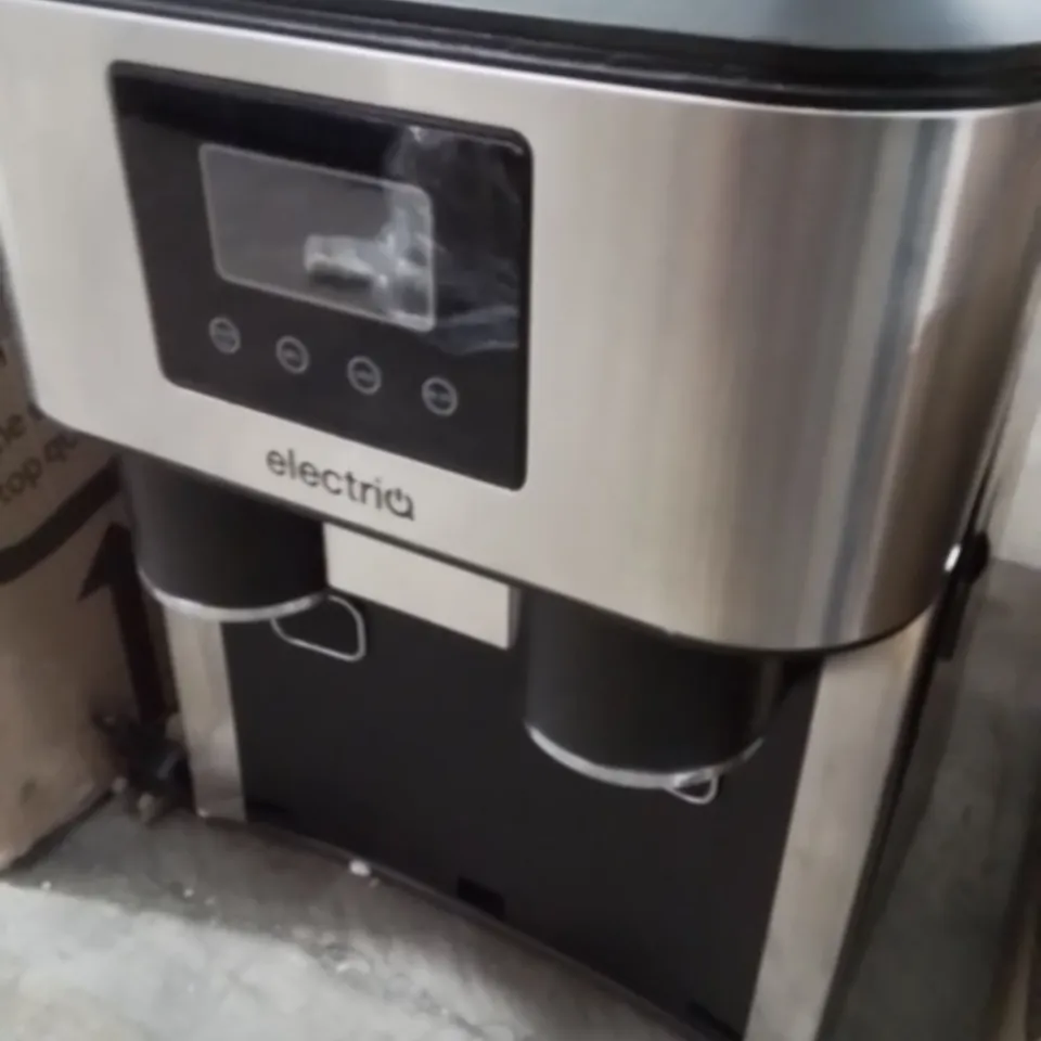 ELECTRIQ COUNTERTOP ICE MAKER WITH ICE CRUSHER AND WATER DISPENSER IN STAINLESS STEEL/BLACK COMPARE SKU: EIQICECM QUICKFIND CODE: 1492340
